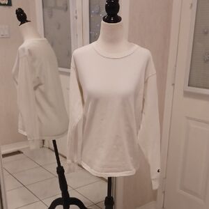 4/$60 Champion White Long Sleeve Cotton Tee - Size Small